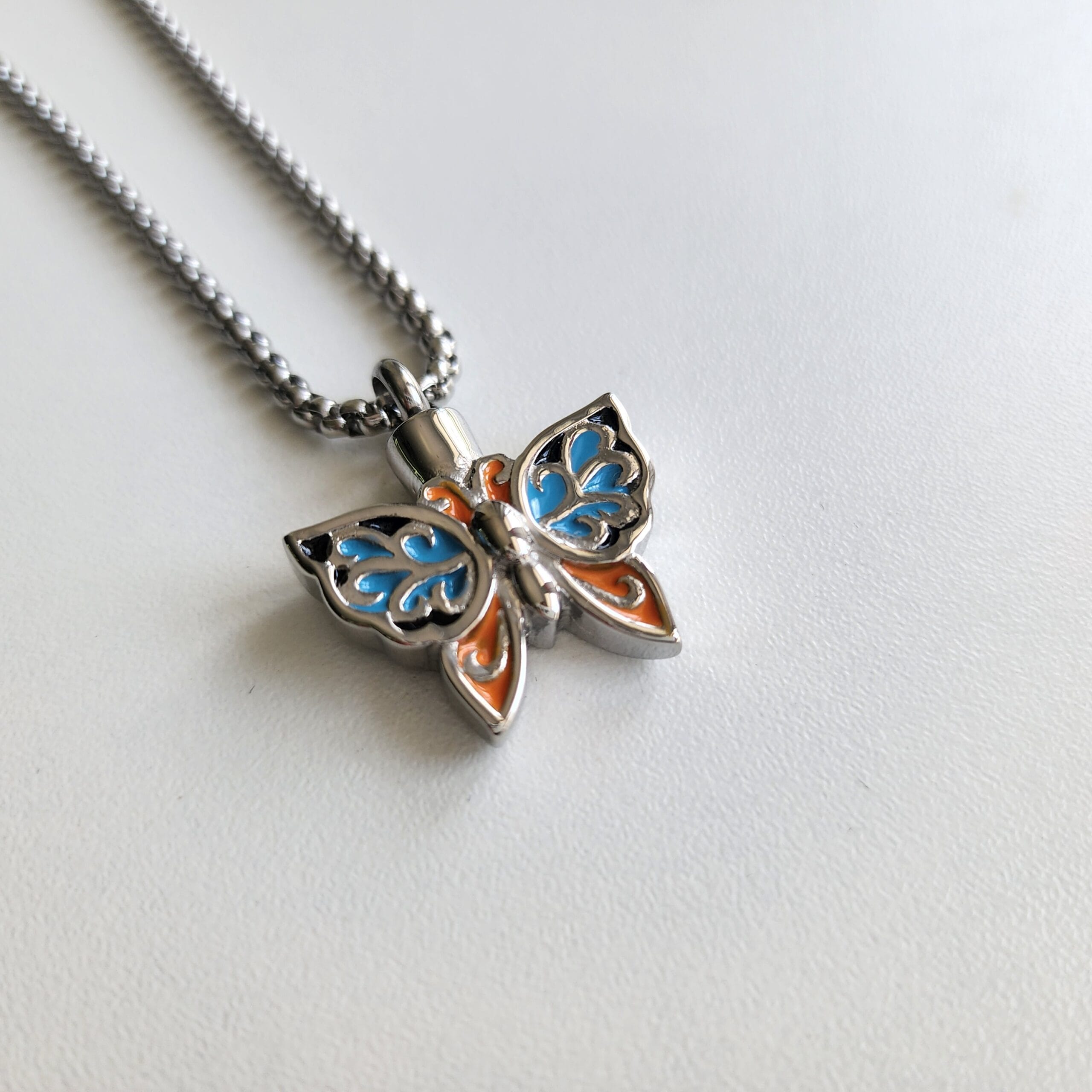 Butterfly Urn Necklace, Engraved Container Women Necklace, Personalized Memorial Necklace 4 Butterfly Urn Necklace, Engraved Container Women Necklace, Personalized Memorial Necklace - Image 4