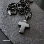 Silver stainless steel cross necklace on a 3mm box chain, engravable, OhLalaTrendy